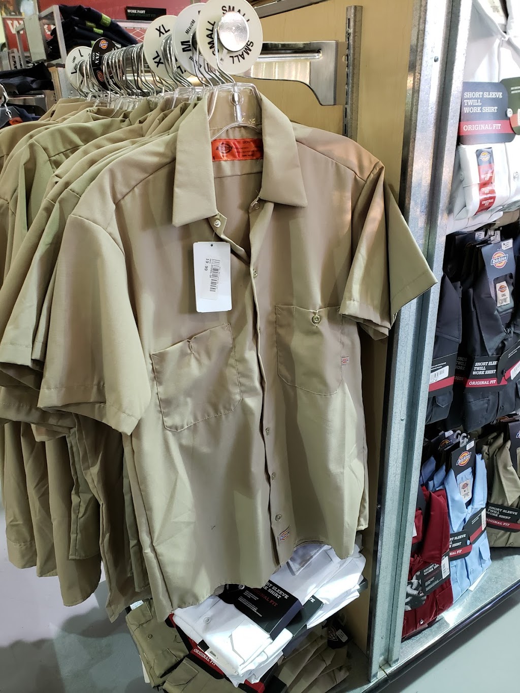 Wallywaldo Workwear | 13950 N Stemmons Fwy, Farmers Branch, TX 75234, USA | Phone: (972) 247-5550