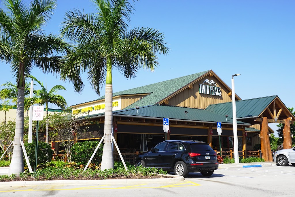 Twin Peaks | 440 SW 145th Ave, Pembroke Pines, FL 33027, USA | Phone: (754) 400-6990