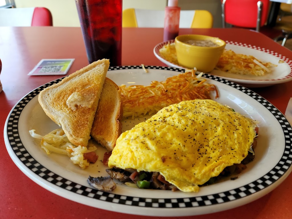 Zes Diner Woodbury | 2190 Eagle Creek Ln, Woodbury, MN 55129, USA | Phone: (651) 436-7196