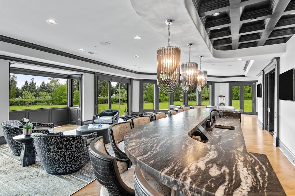 Semmelmann Interiors | 4374 W Vickery Blvd, Fort Worth, TX 76107, USA | Phone: (817) 774-4045