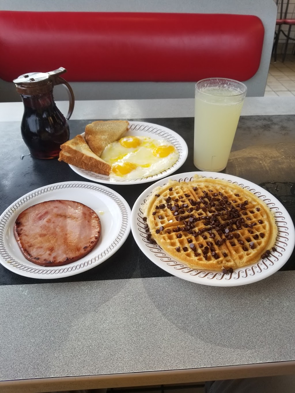 Waffle House | 3190 Medina Rd, Medina, OH 44256, USA | Phone: (330) 725-1538