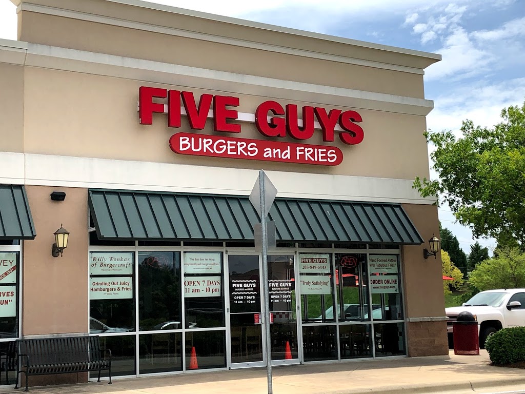 Five Guys | 585 Brookwood Village, Birmingham, AL 35209, USA | Phone: (205) 414-8459