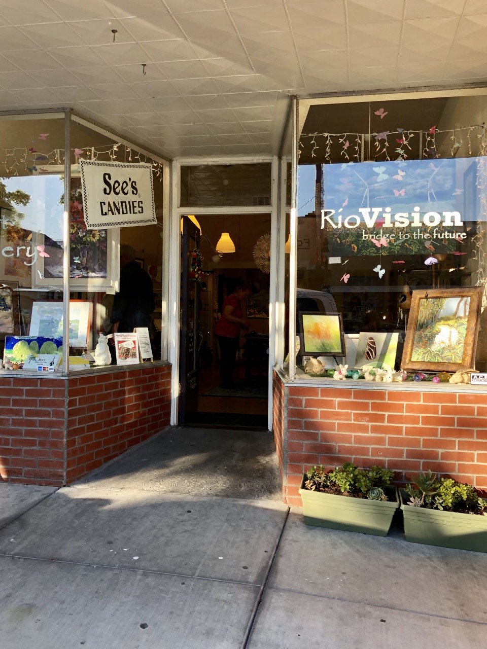 RioVision Gallery | 116 Main St, Rio Vista, CA 94571, USA | Phone: (707) 360-5244