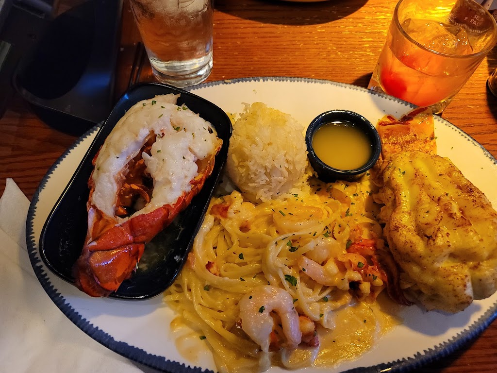 Red Lobster | 7921 West Bell Rd ACROSS FROM ARROWHEAD TOWNE CENTER, E Mall Dr, Peoria, AZ 85382, USA | Phone: (623) 487-1570