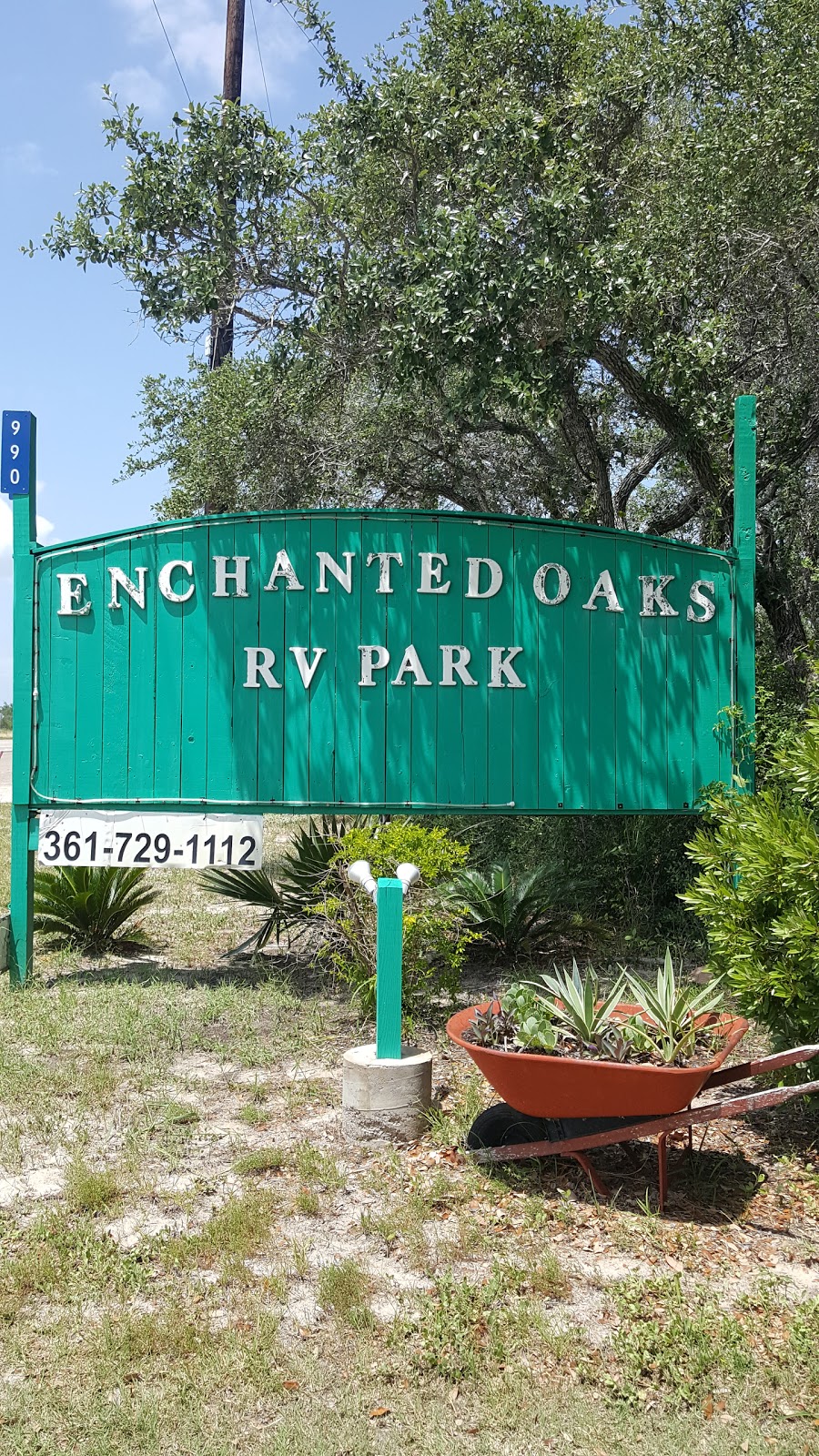 Enchanted Oaks RV Park | 990 State Highway 35 Bypass, Rockport, TX 78382, USA | Phone: (361) 729-1112