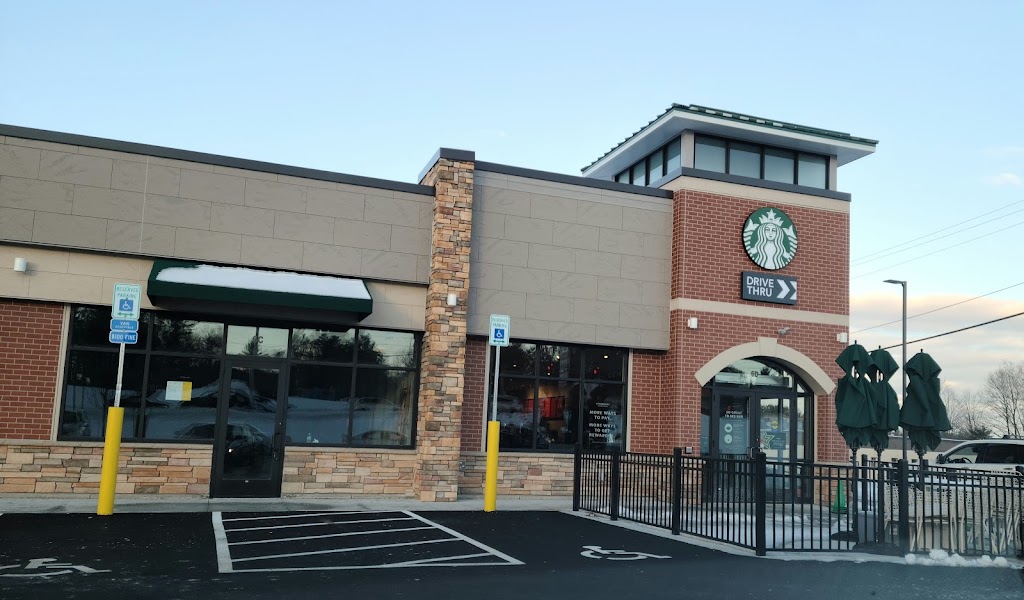 Starbucks | 6 Flagstone Dr Unit D, Hudson, NH 03051, USA | Phone: (603) 371-1484