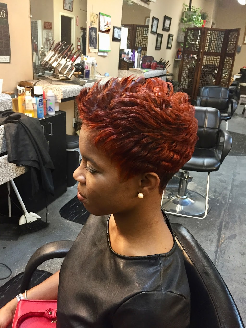 LaDifference Hair Salon | 7417 S Crenshaw Blvd, Los Angeles, CA 90043, USA | Phone: (323) 751-3345