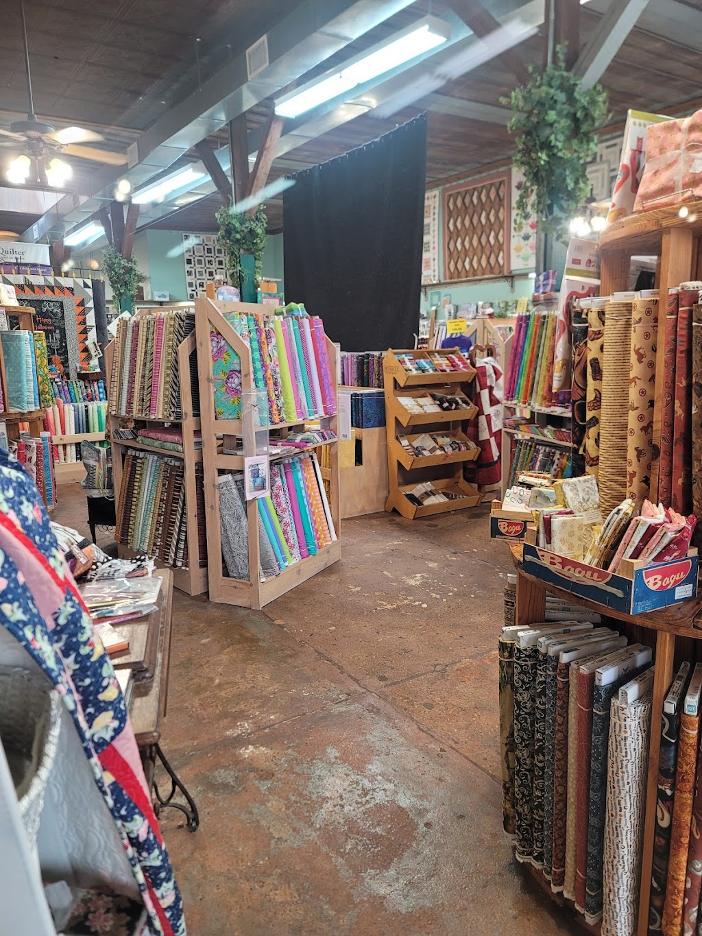 Quilt Mercantile | 215 US-69, Celeste, TX 75423, USA | Phone: (903) 568-8739