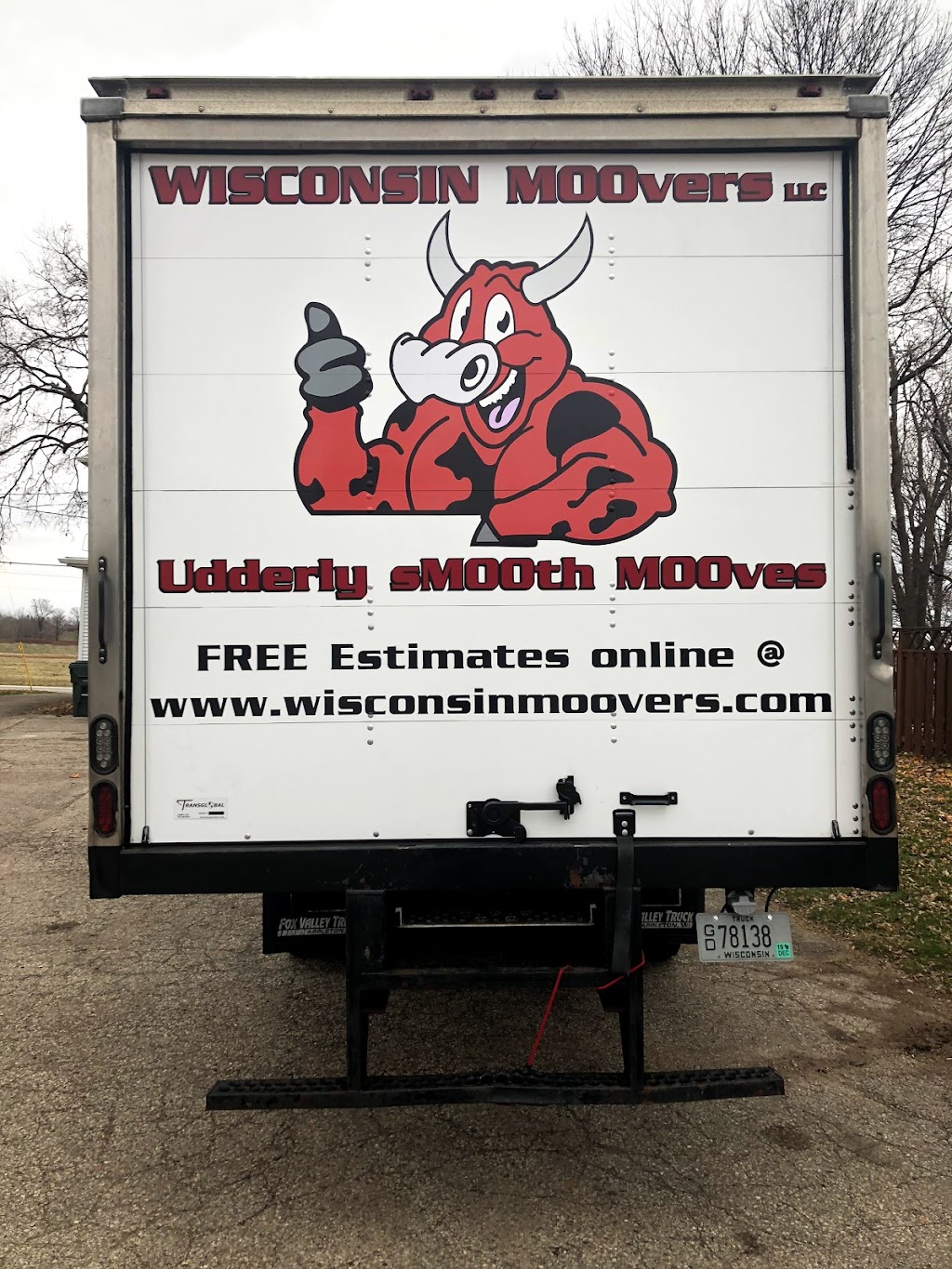 Wisconsin MOOvers LLC | 5430 Commercial Ave, Madison, WI 53704, USA | Phone: (608) 692-5692