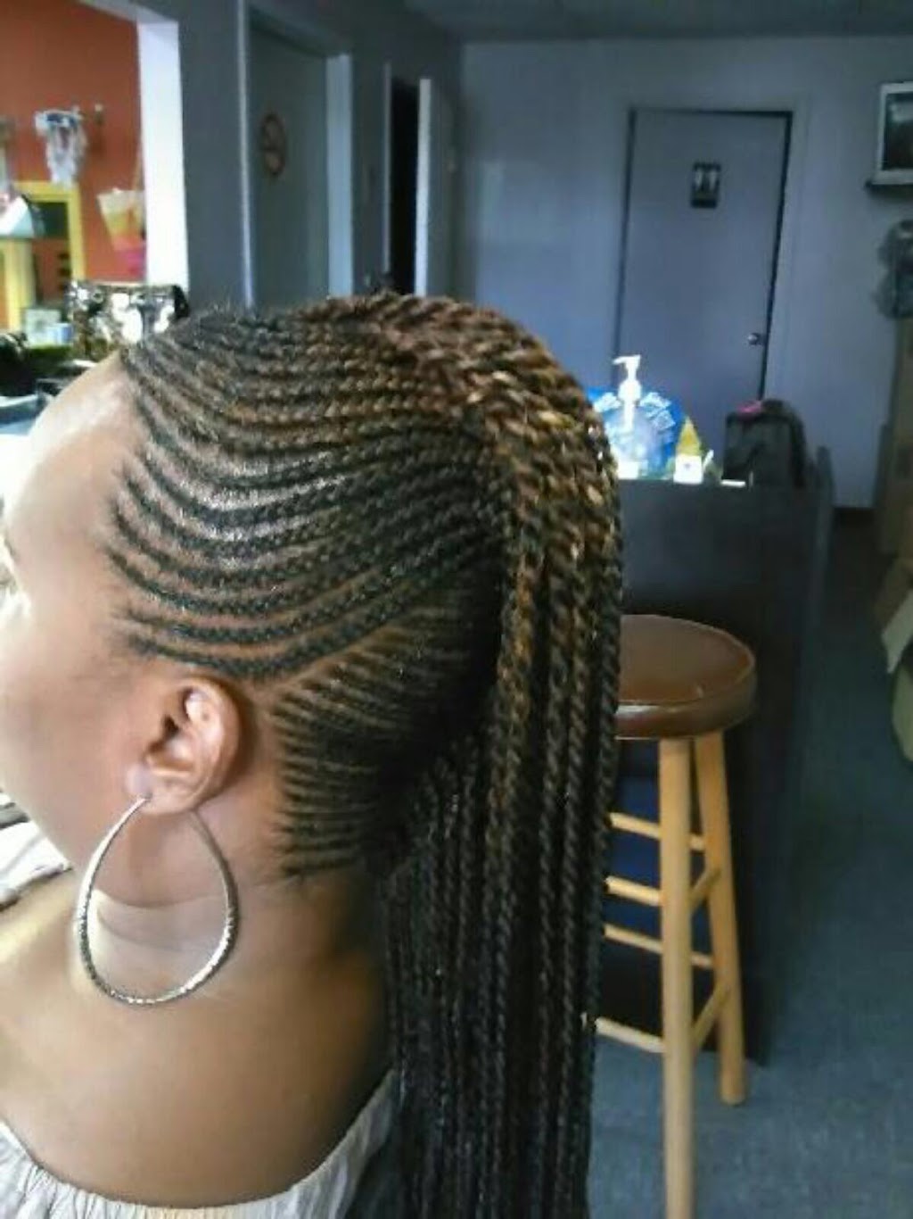 D&R African Hair Braiding | 1107 West Ave SUITE F, Conyers, GA 30012, USA | Phone: (770) 329-8015