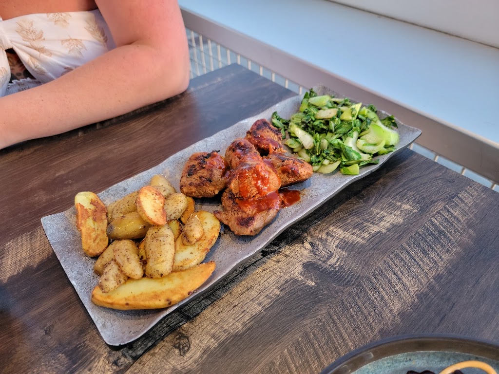 Avanu On Flagler 392 Flagler Ave, New Smyrna Beach, FL 32169, USA