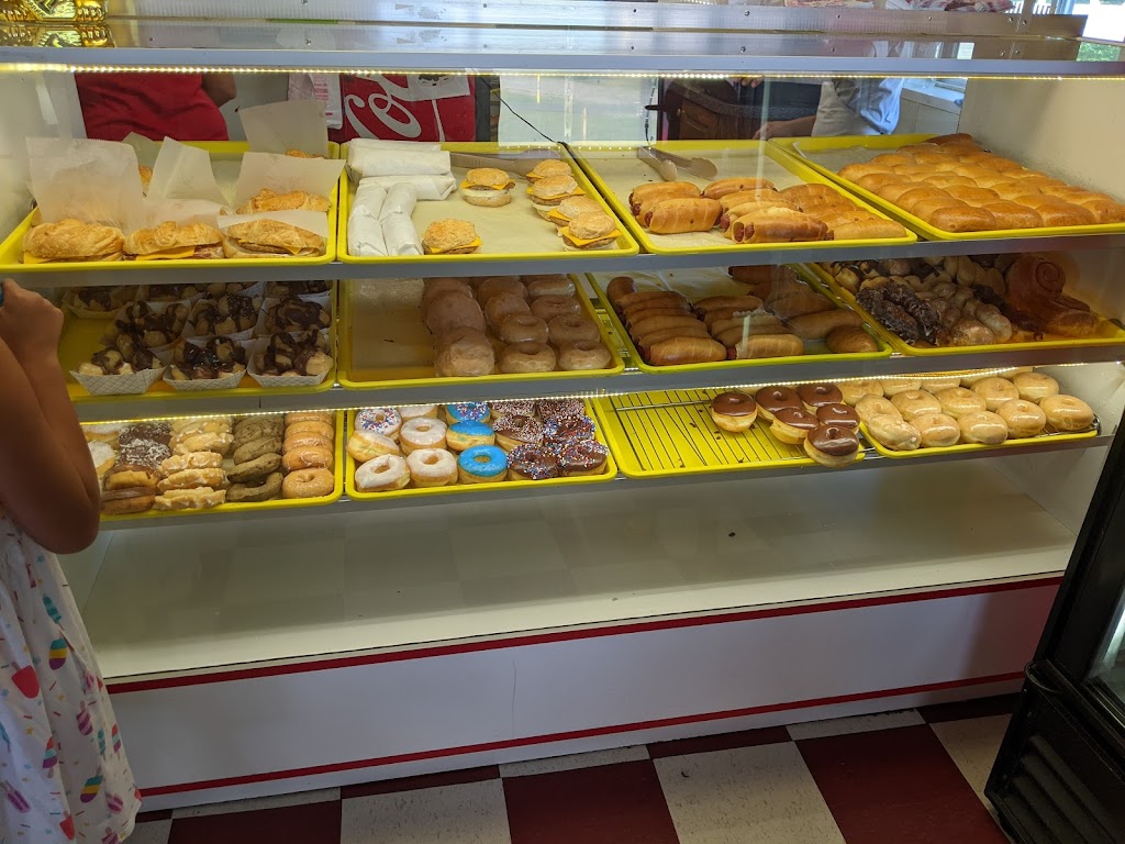 Donut Supreme | 400 E Trunk St, Crandall, TX 75114, USA | Phone: (972) 472-8408