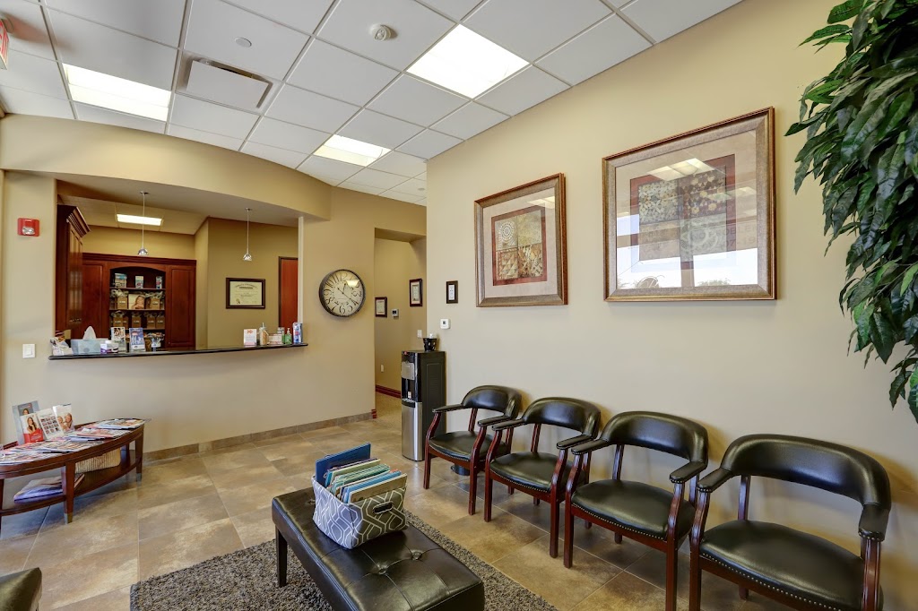 Roberts Dentistry | 4365 E Pecos Rd Ste 137, Gilbert, AZ 85297, USA | Phone: (480) 507-1943