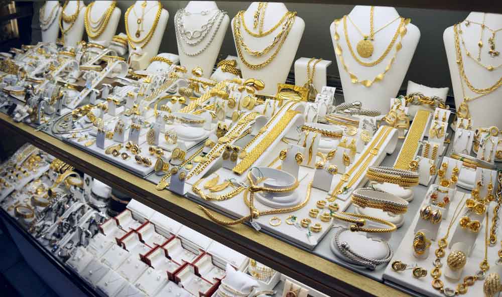 BG Loan & Jewelry | 7520 Eastern Ave UNIT C, Bell Gardens, CA 90201, USA | Phone: (562) 927-7296