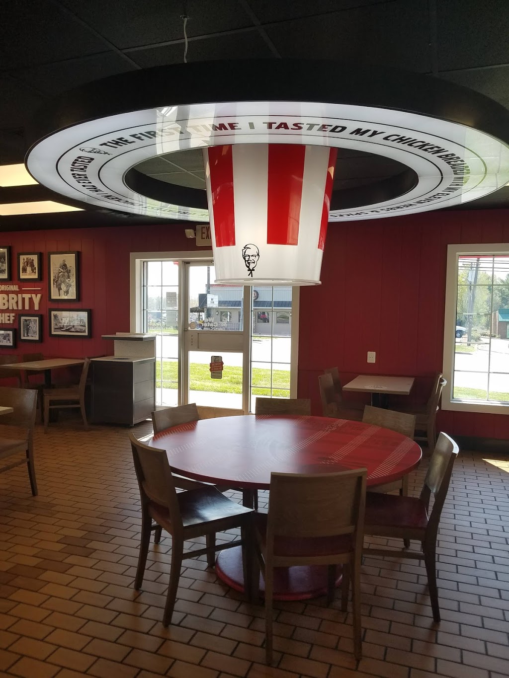 KFC | 943 Randolph St, Thomasville, NC 27360, USA | Phone: (336) 475-3224