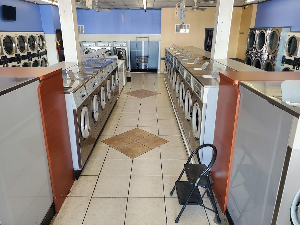 Launderland Coin Laundry LB | Bellflower Towne Center Shopping Center, 3327 E Artesia Blvd, Long Beach, CA 90805, USA | Phone: (714) 928-4053