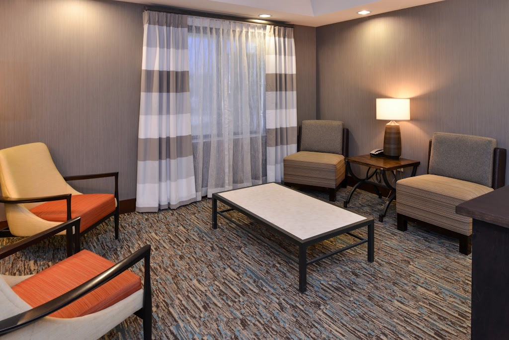 Legacy Suites Donaldsonville | 10533 LA-70, St James, LA 70086, USA | Phone: (225) 473-0050