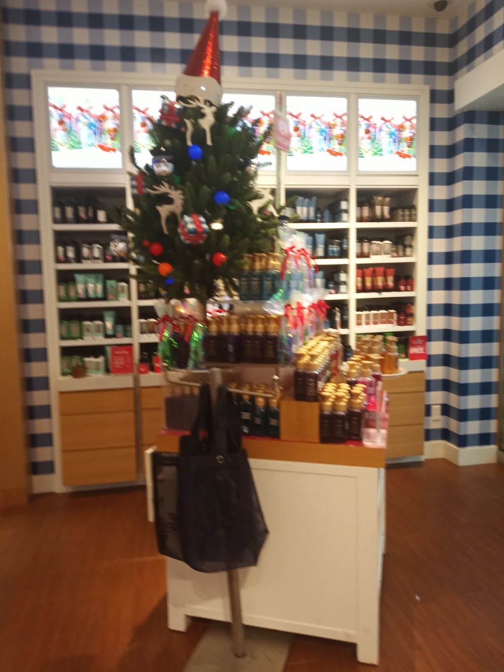 Bath & Body Works | 337 Los Cerritos Center, Cerritos, CA 90703, USA | Phone: (562) 865-5137