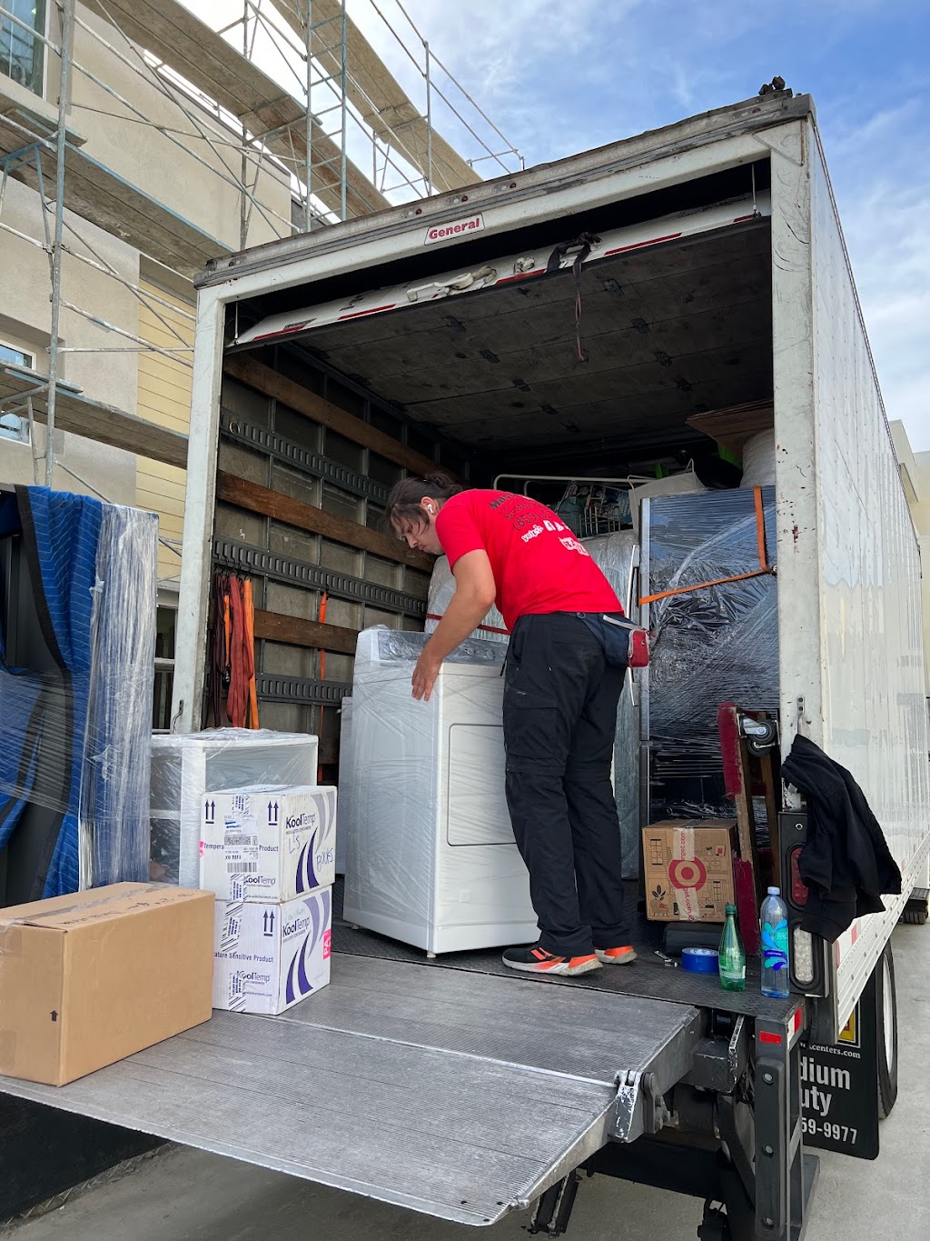 Master Movers LLC | 446 Arrow Hwy unit 11, San Dimas, CA 91773, USA | Phone: (855) 317-3337