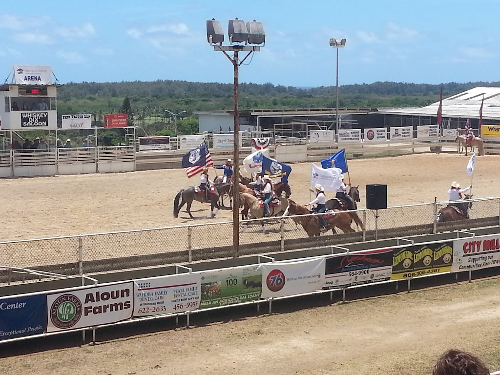 New Town & Country Stables | 41-1800 Kalanianaʻole Hwy, Waimanalo, HI 96795, USA | Phone: (808) 259-9941