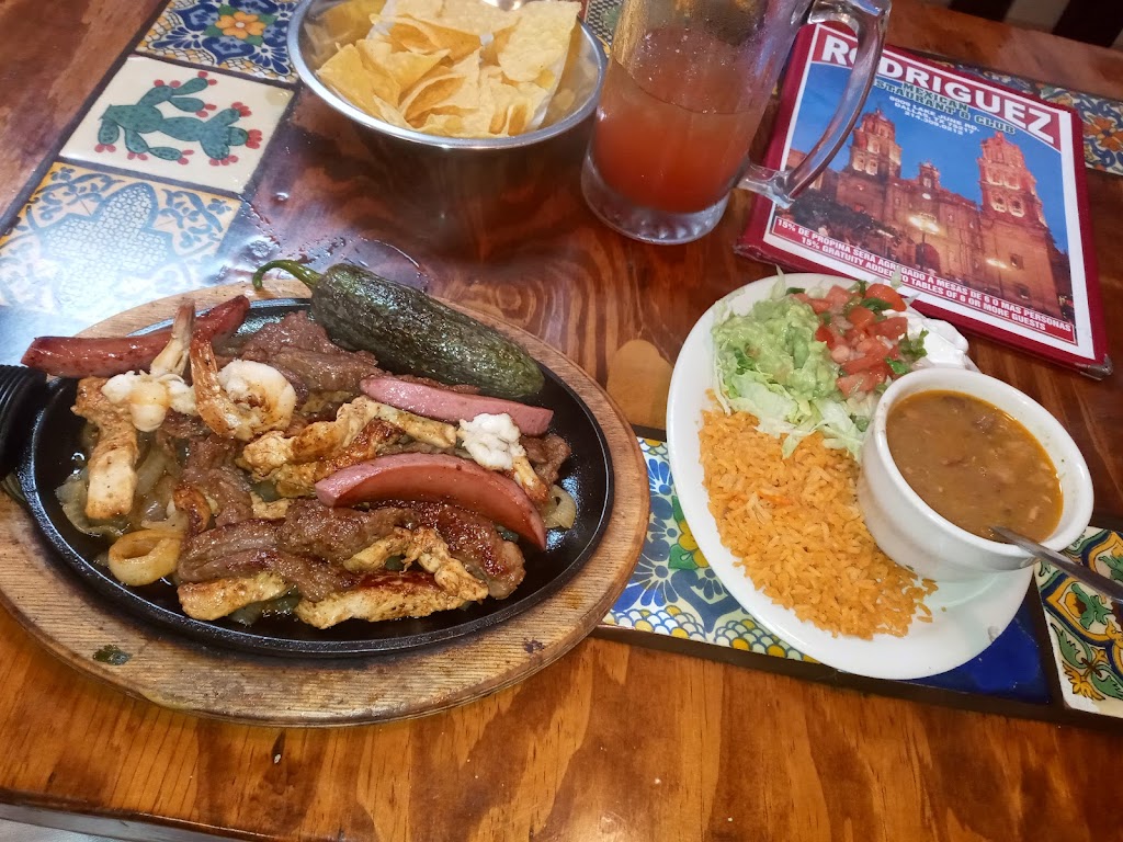 Rodriguez Mexican Grill | 8009 Lake June Rd, Dallas, TX 75217, USA | Phone: (214) 309-0212