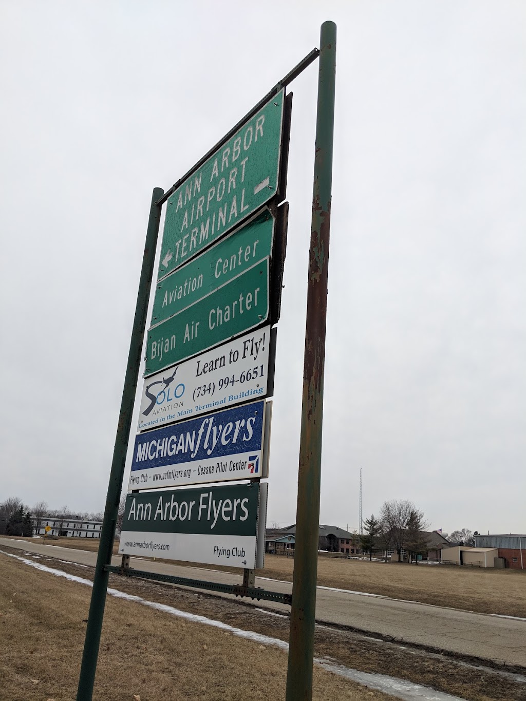 Ann Arbor Municipal Airport (ARB) | 801 Airport Dr, Ann Arbor, MI 48108, USA | Phone: (734) 994-2841