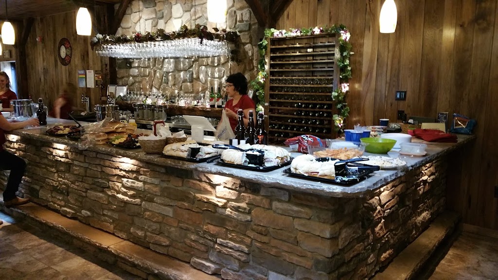 Edgewood Winery and Event Center | 1637 PA-56, Spring Church, PA 15686, USA | Phone: (724) 478-4373