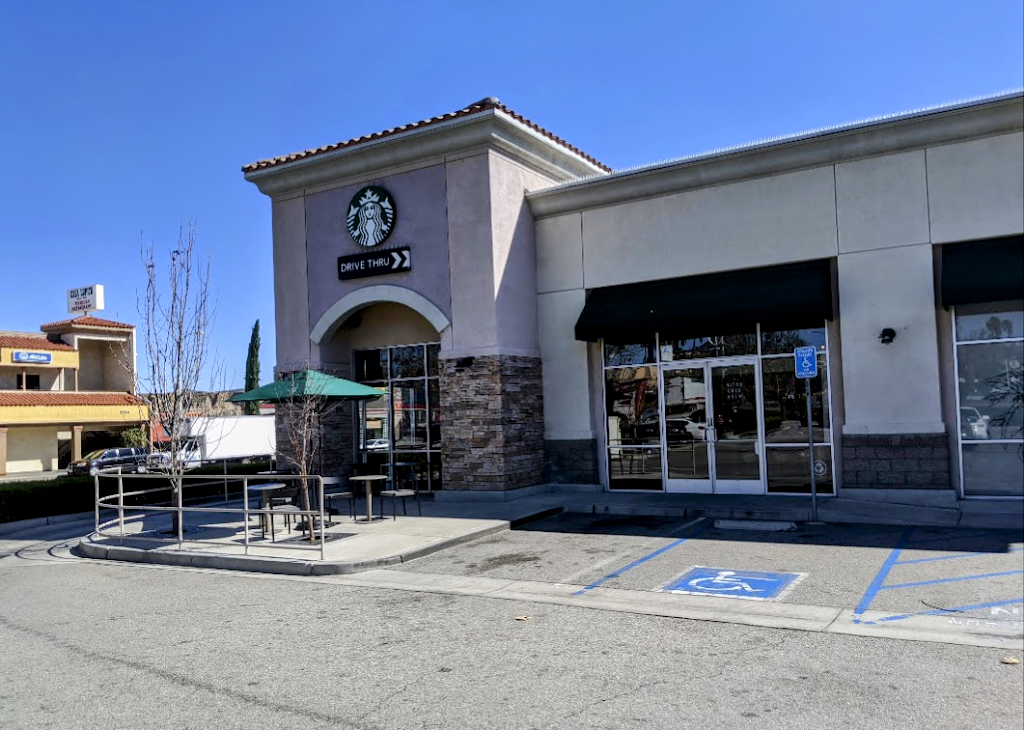 Starbucks | Vine at Castaic, 31777 Castaic Rd, Castaic, CA 91384, USA | Phone: (661) 257-2746