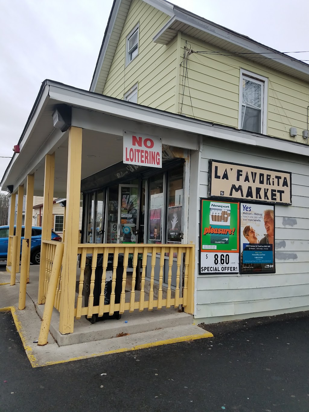 La Favorita Deli & Grocery | 710 E Park Ave, Vineland, NJ 08360, USA | Phone: (856) 692-3116