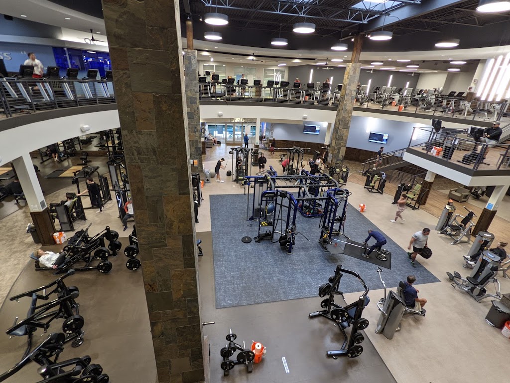 Onelife Fitness - Holly Springs | 4512 Holly Springs Pkwy, Holly Springs, GA 30115, USA | Phone: (678) 752-1400