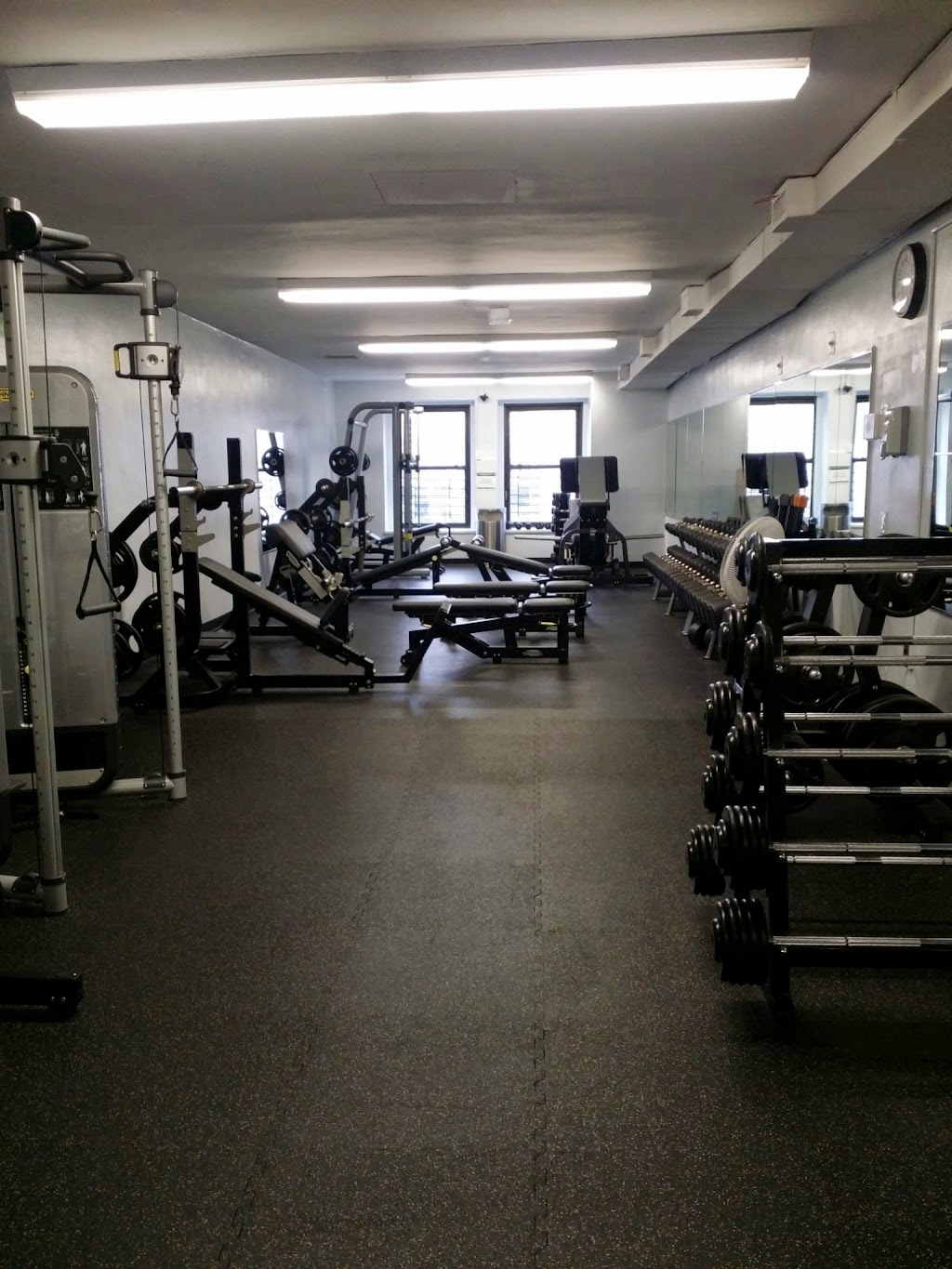 92Y May Center for Health, Fitness & Sport | 1395 Lexington Ave, New York, NY 10128, USA | Phone: (212) 415-5700