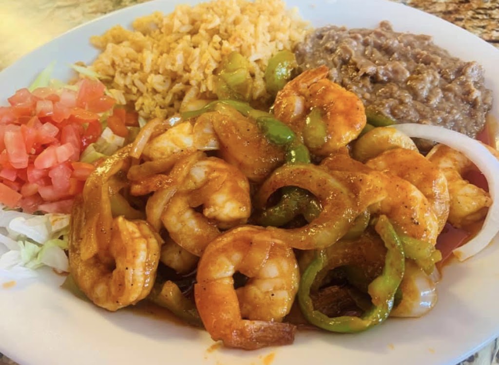 El Jardin Restaurant | 806 W Corpus Christi St, Beeville, TX 78102, USA | Phone: (361) 343-5977