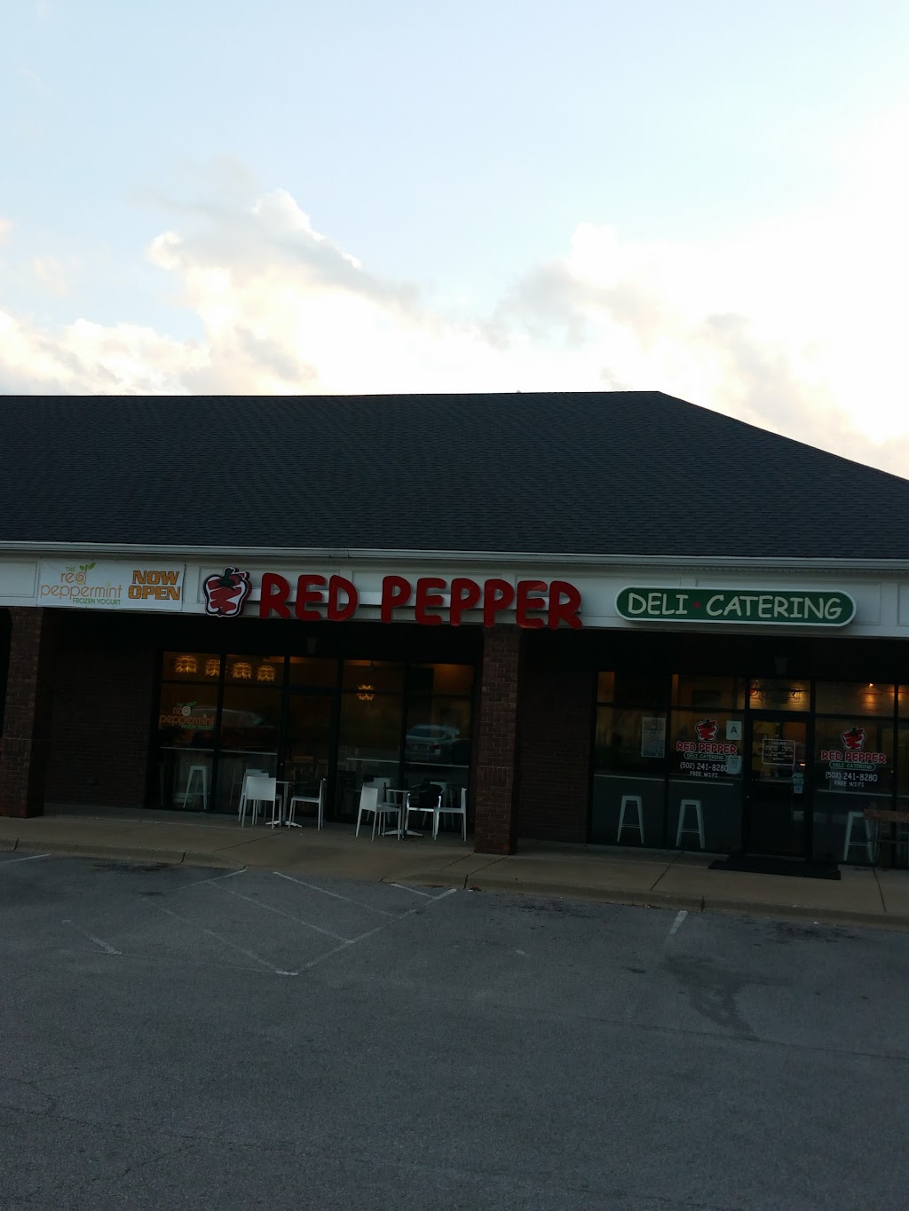 Red Pepper Deli | 6401 Claymont Crse # 4, Crestwood, KY 40014, USA | Phone: (502) 241-8280