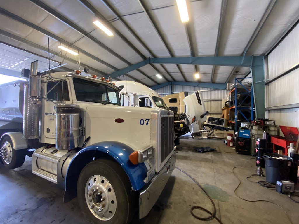 Superior Truck & Trailer Repair | 1910 SE 8th Ave, Camas, WA 98607, USA | Phone: (360) 852-2794