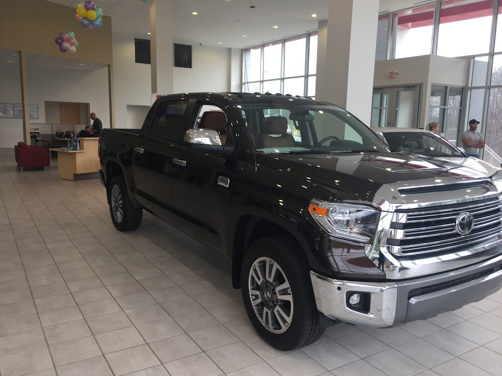 South Hills Toyota | 2403 Washington Rd, Canonsburg, PA 15317, USA | Phone: (724) 743-1144