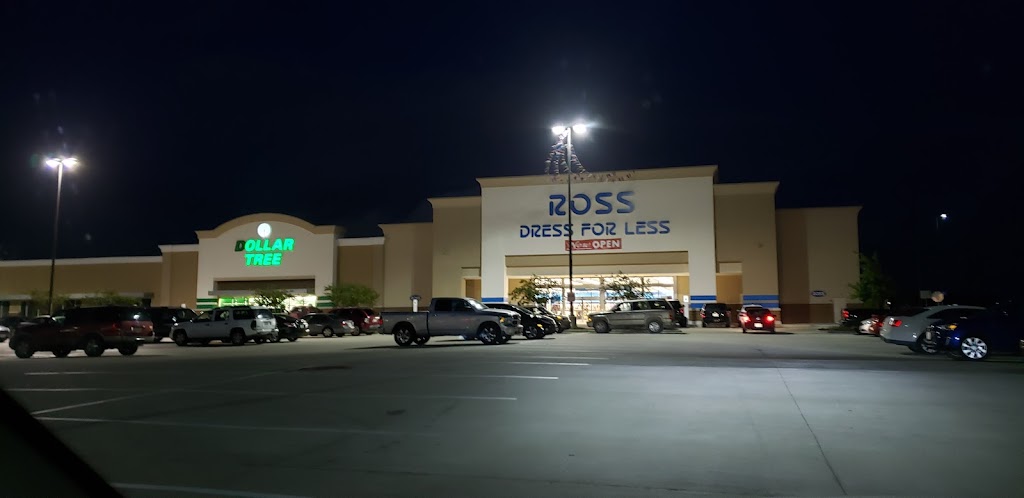 Ross Dress for Less | 8816 N South Highway 146, Baytown, TX 77523 | Phone: (281) 303-0927