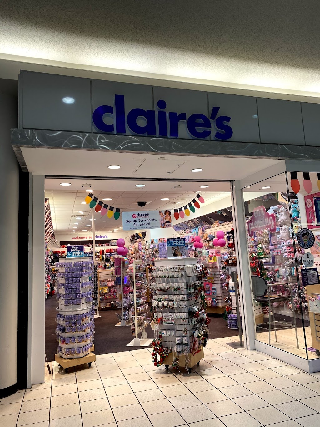 Claires | 2700 Miamisburg Centerville Rd, Dayton, OH 45459, USA | Phone: (937) 436-5234