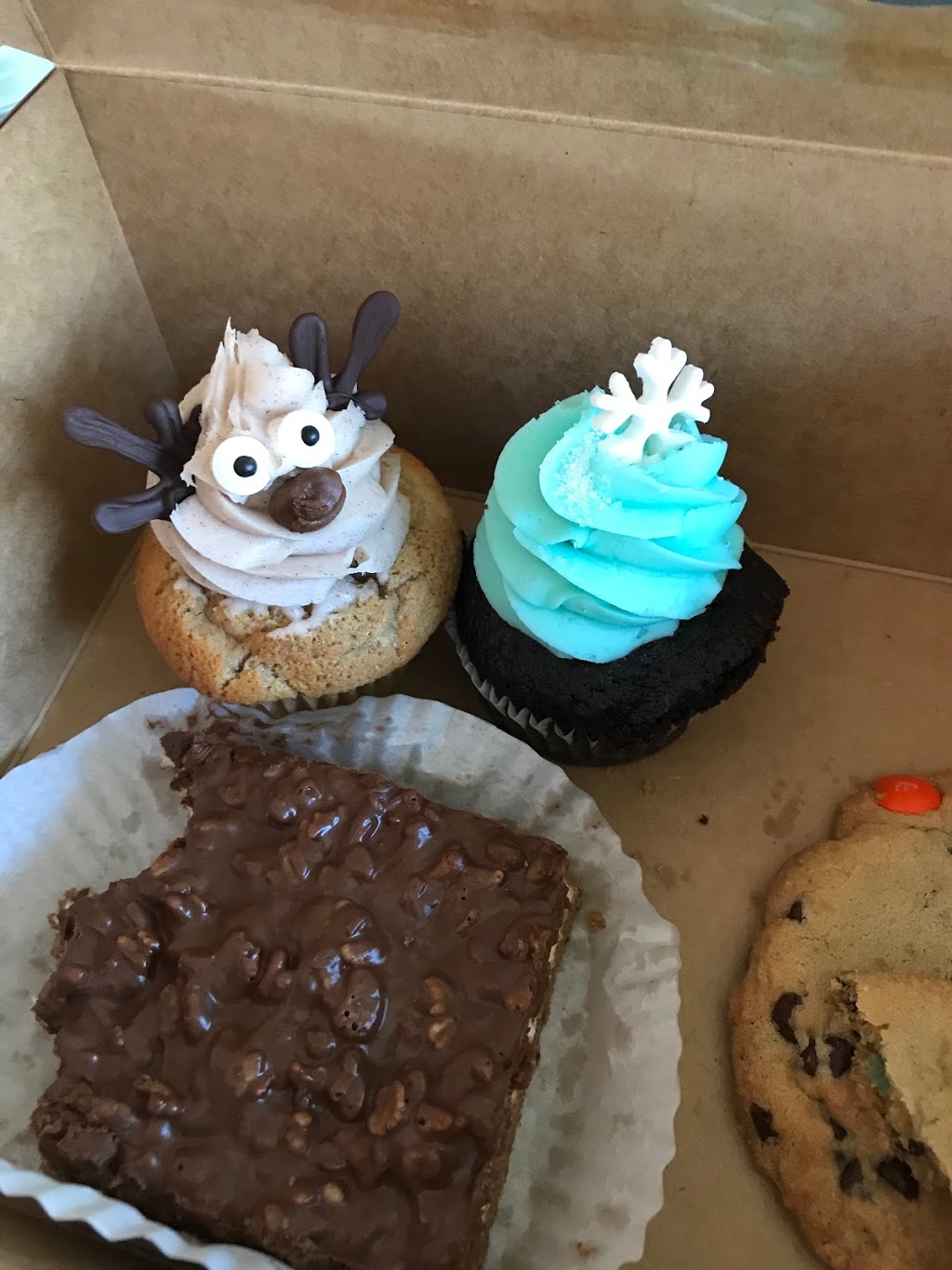 Sprinkles of Joy Bakery | 621 E 1st St, Newberg, OR 97132, USA | Phone: (971) 281-8119