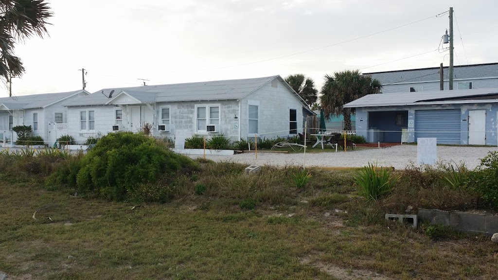 Surfside Oceanfront Cottages | 3080 Coastal Hwy, St. Augustine, FL 32084, USA | Phone: (813) 629-0965