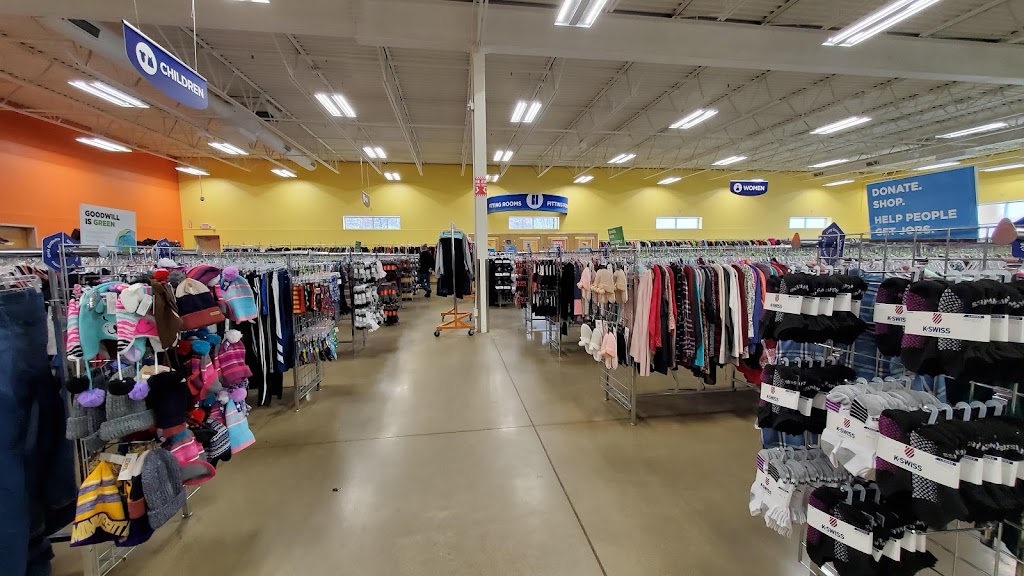 Goodwill - Blaine: Ball Road NE | 4333 Ball Rd NE, Circle Pines, MN 55014, USA | Phone: (763) 784-2713