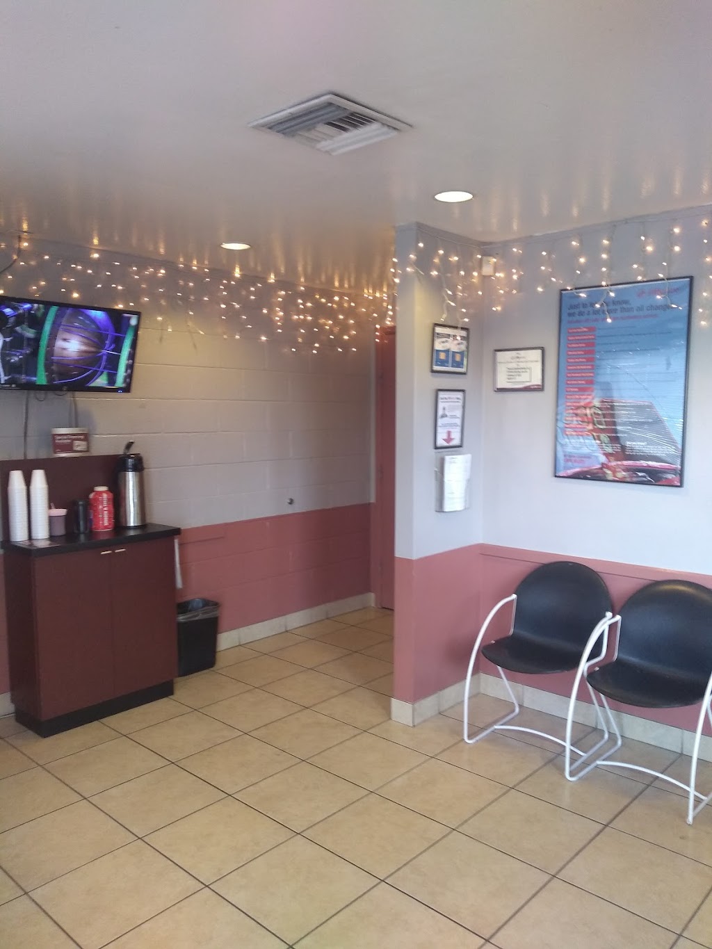 Jiffy Lube | 2745 W Peoria Ave, Phoenix, AZ 85029, USA | Phone: (602) 943-7749