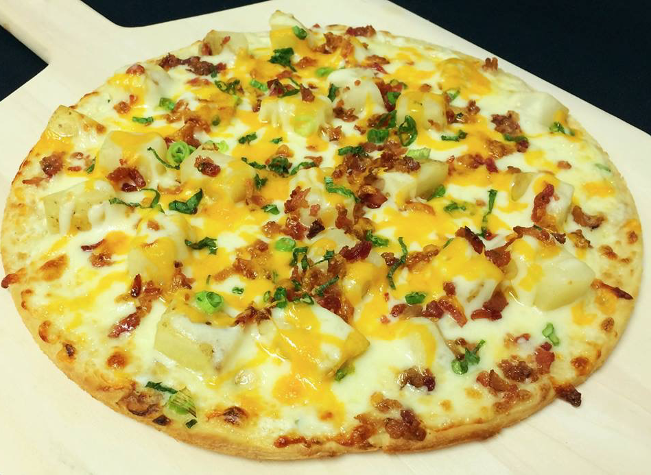 Eaton’s Fresh Pizza | 830 E Paradise Dr, West Bend, WI 53095, USA | Phone: (262) 429-2292