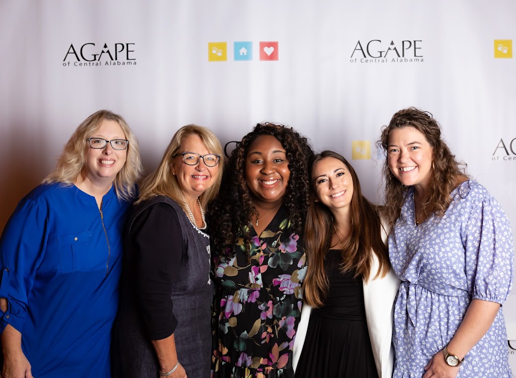 Agape of Central Alabama | 3800 Vaughn Rd, Montgomery, AL 36106, USA | Phone: (334) 272-9466