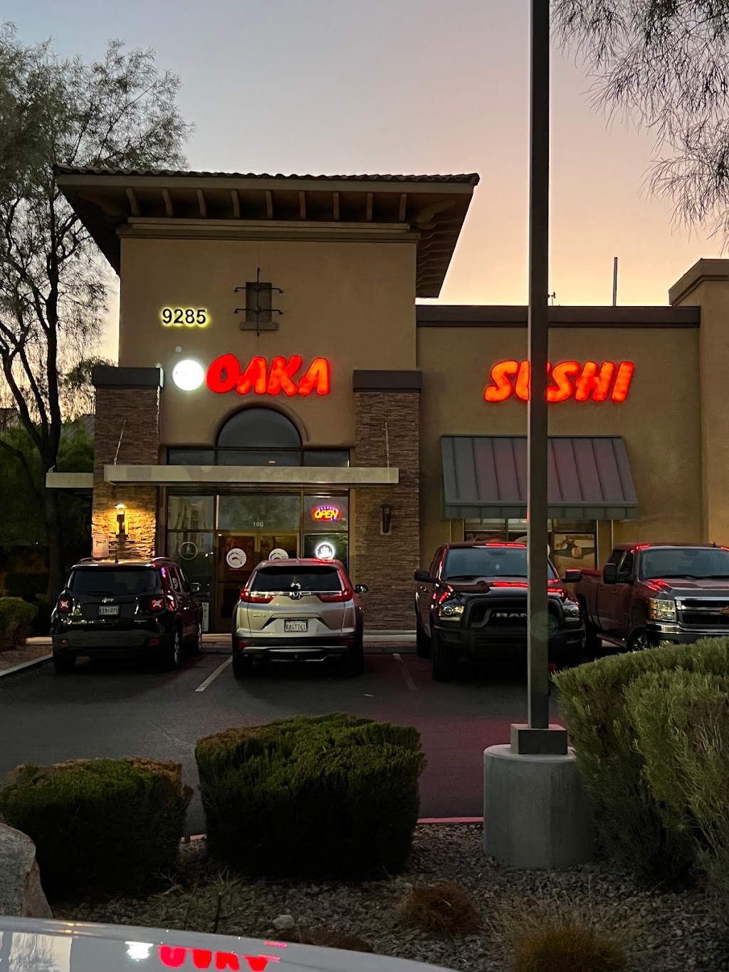 OAKA Sushi House Las Vegas | 9285 S Cimarron Rd # 100, Las Vegas, NV 89178, USA | Phone: (702) 269-1615