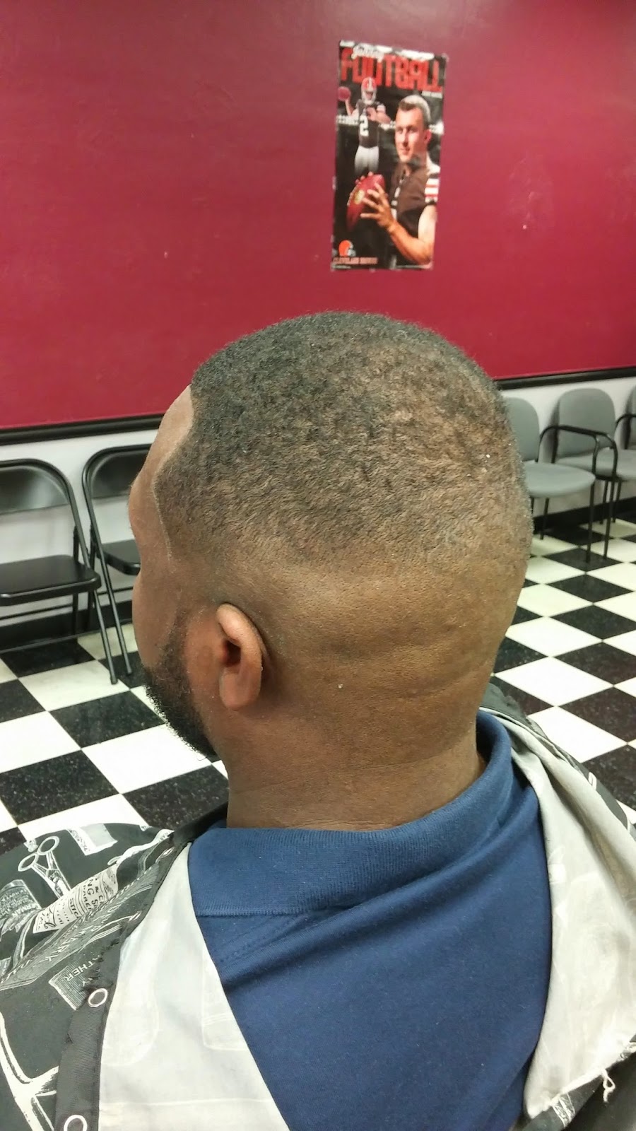 platinum stylez barbershop | 321 E 200th St, Euclid, OH 44119 | Phone: (216) 713-0033