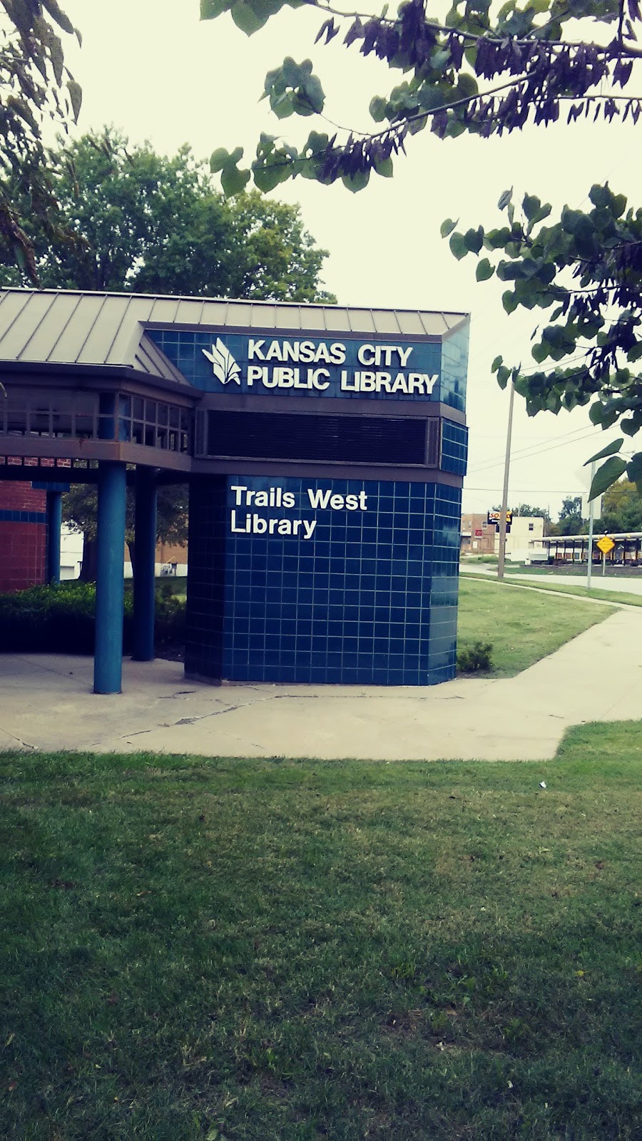Kansas City Public Library: Trails West Branch | 11401 East 23rd St S, Independence, MO 64052, USA | Phone: (816) 701-3483