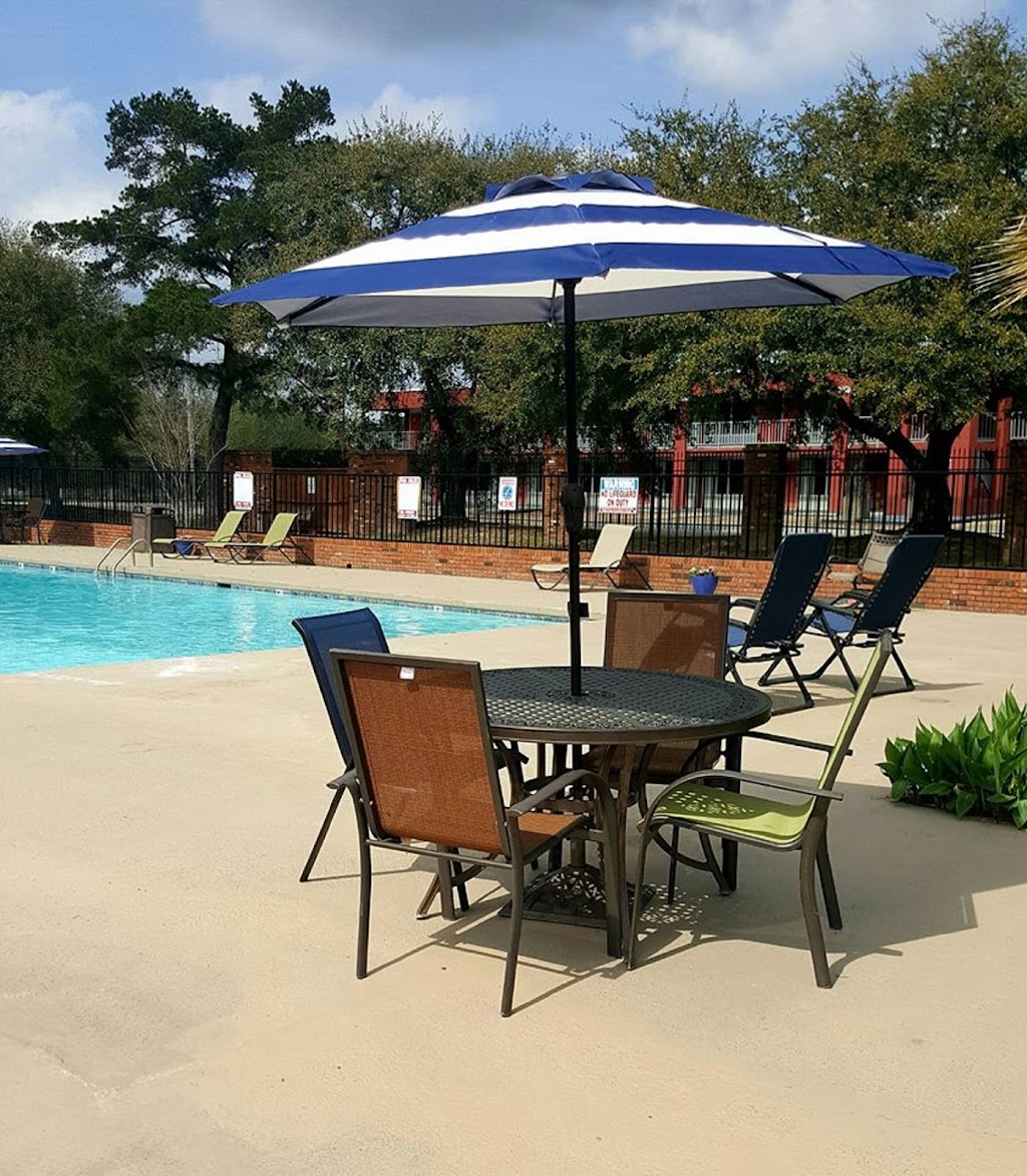 Calloway Inn and Suites | 2010 S Morrison Blvd, Hammond, LA 70403, USA | Phone: (985) 542-9425