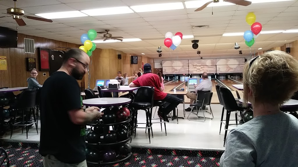 20th Century Lanes | 1284 OH-19, Oak Harbor, OH 43449, USA | Phone: (419) 208-2561