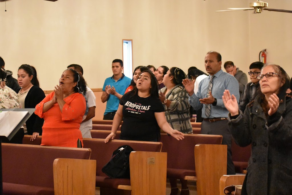 Iglesia Apostólica de Restauración y Vida Nueva | 821 E Miller Rd, Garland, TX 75040, USA | Phone: (214) 293-0892