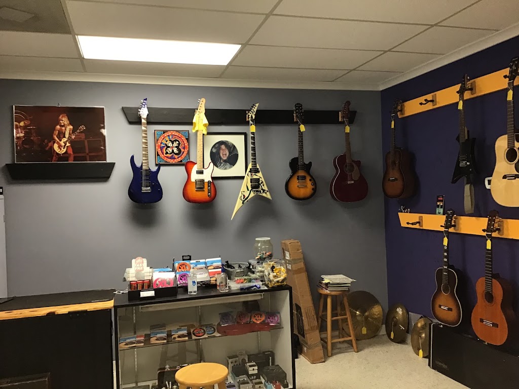 Kevins Rock And Roll Emporium | 1696 Fairview Blvd Ste 100, Fairview, TN 37062, USA | Phone: (615) 266-4466